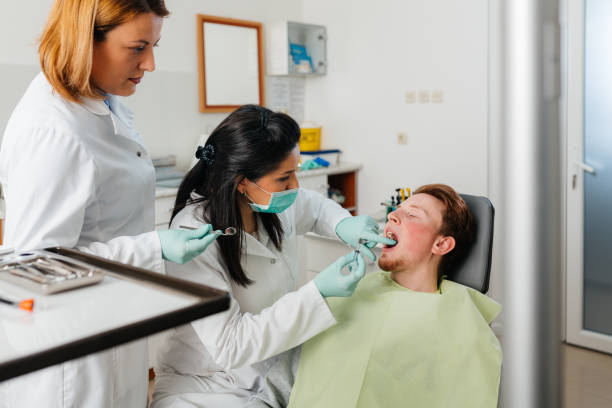 Best Weekend Emergency Dentist in Ladue, MO